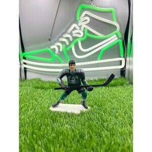 Starting‎ Lineup Anaheim Mighty Ducks Paul Kariya 9 Figurine 1998 NHL Ice Hockey